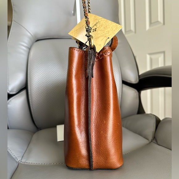 Patricia Nash Vintage Distressed Braided Set: LedraBucketBag & NazariWallet, NWT - Picture 7 of 17